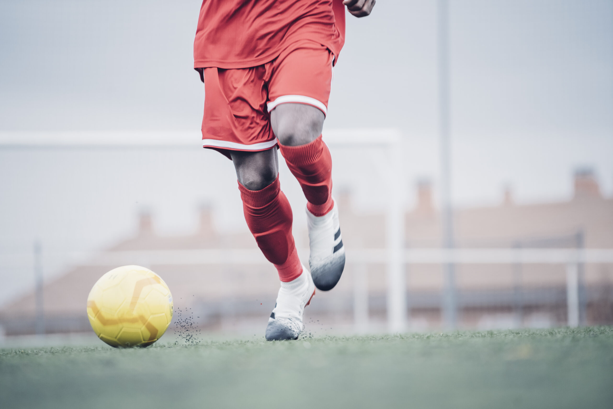Lire la suite à propos de l’article Adopter le bon régime et la bonne routine d’entraînement pour exceller au football